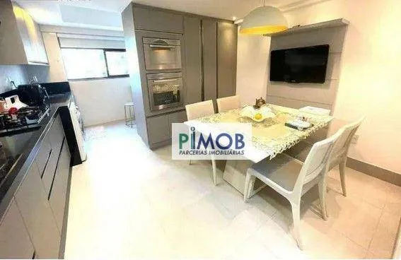 Apartamento mobiliado de 4 quartos com 5 banheiros e 157 m² — photo 9