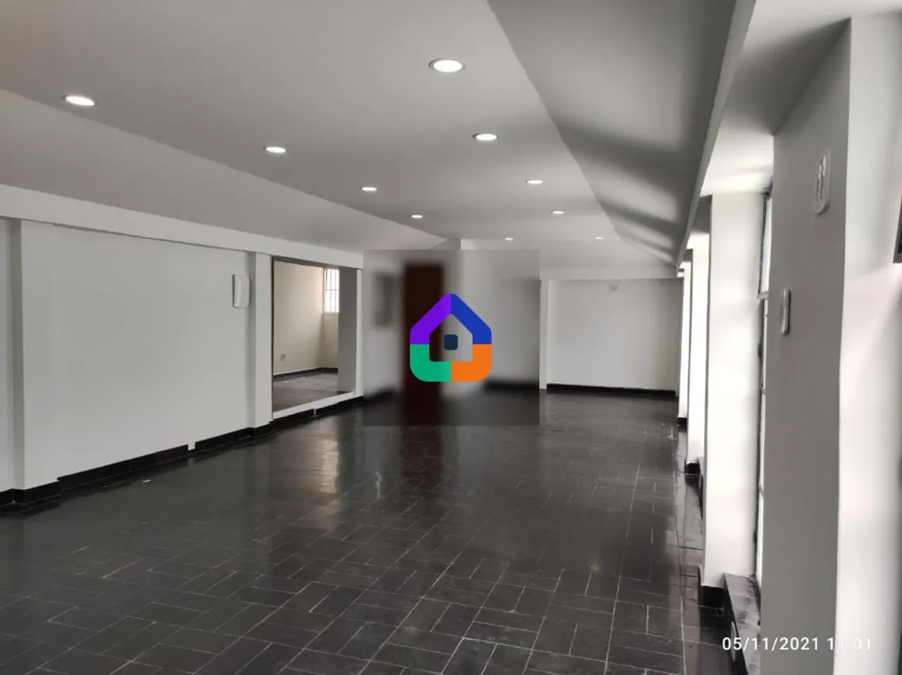 Casa comercial com 1 quarto e 5 banheiros — photo 7