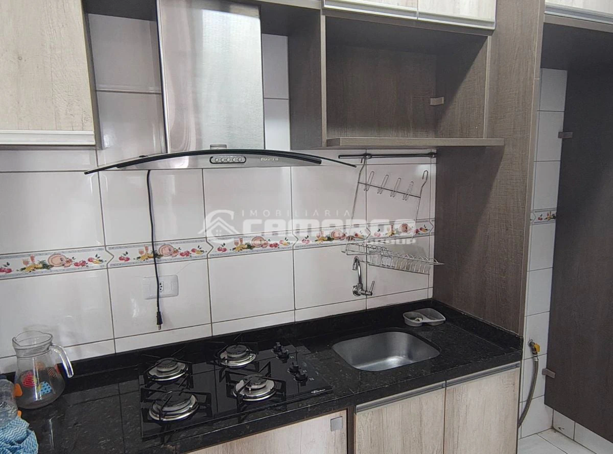 Wood or laminate floors in a 3-bedroom apartment, 56 m² — photo 6