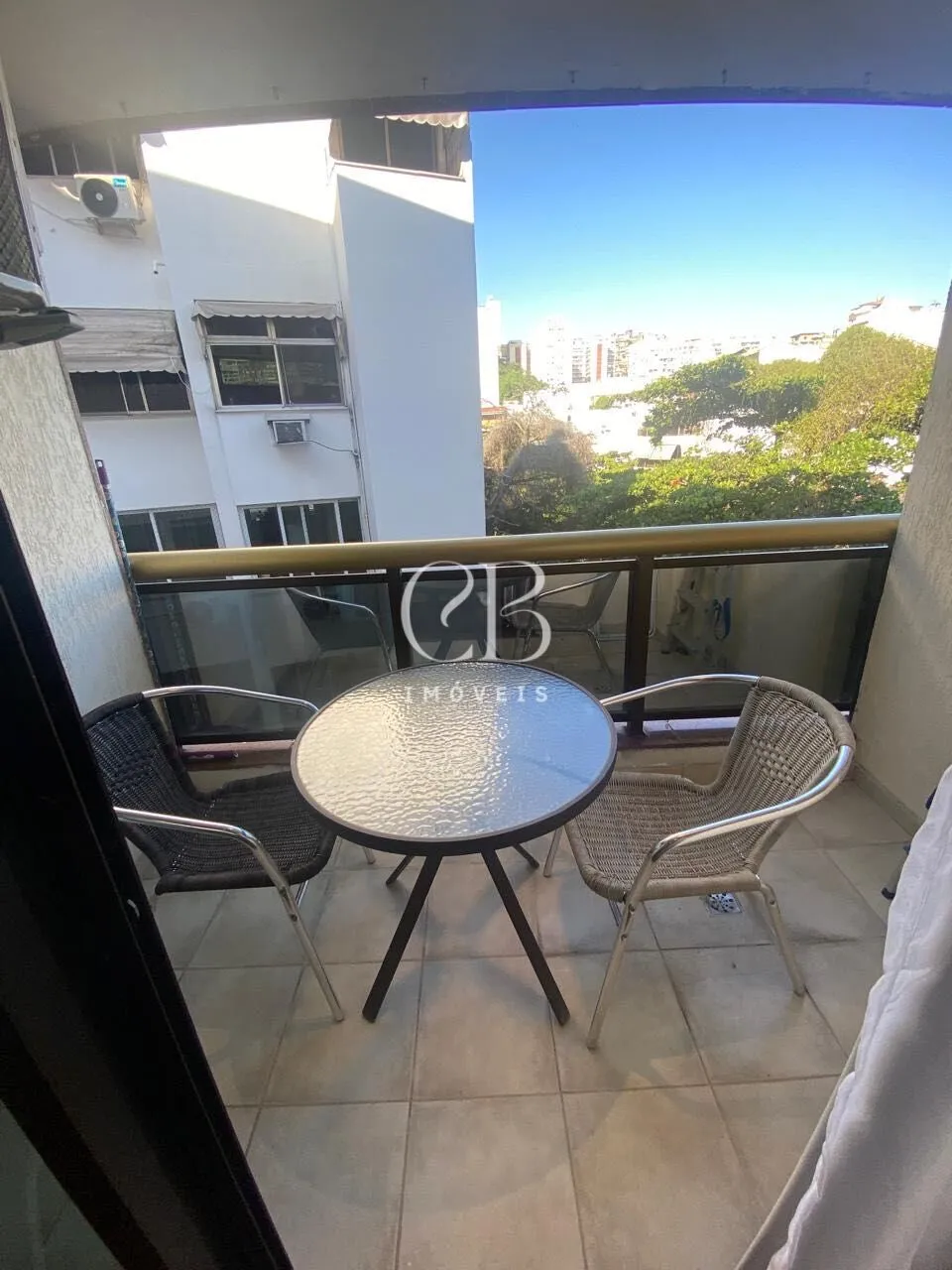 Furnished apartment with 1 bedroom and a balcony — photo 17