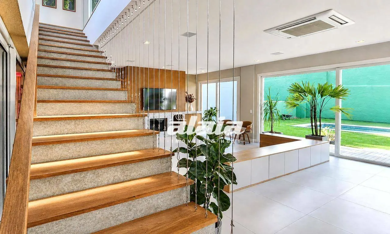 Casa em condomínio com 4 suítes e cozinha em conceito aberto — photo 8