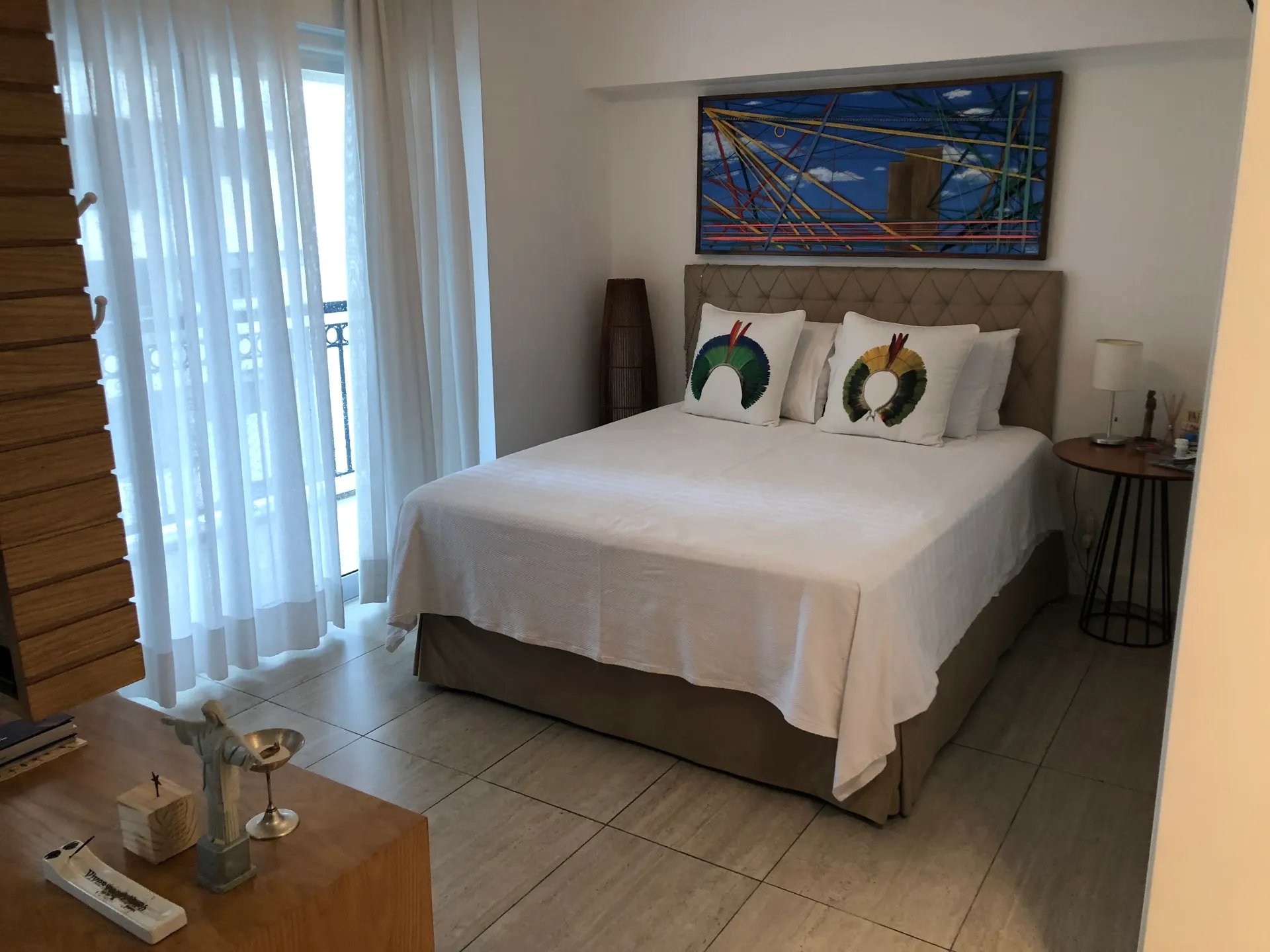 Furnished 85 m² apartment with open-plan kitchen and 2 beds — photo 2