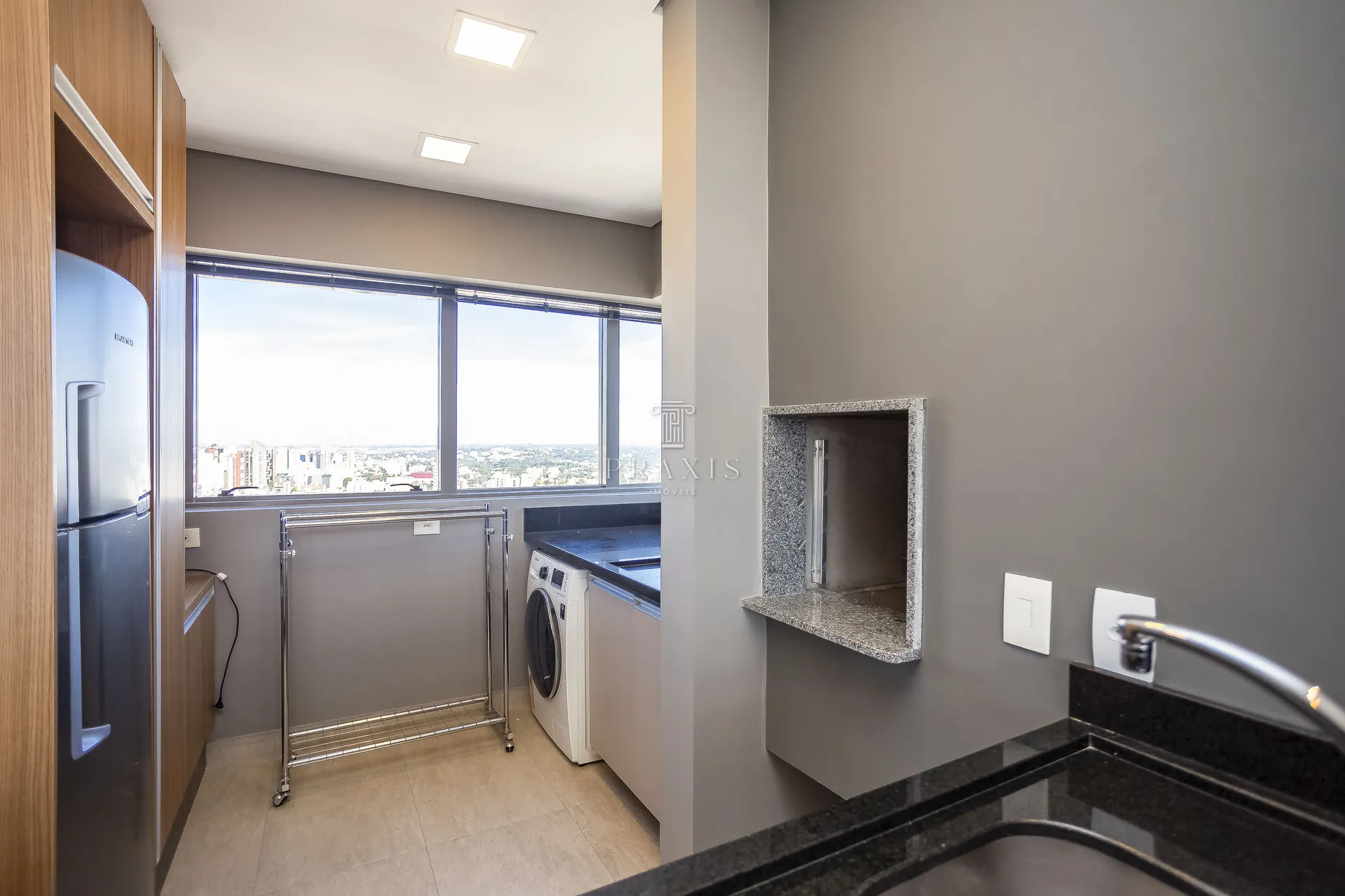 2-bedroom apartment with a home office — photo 12