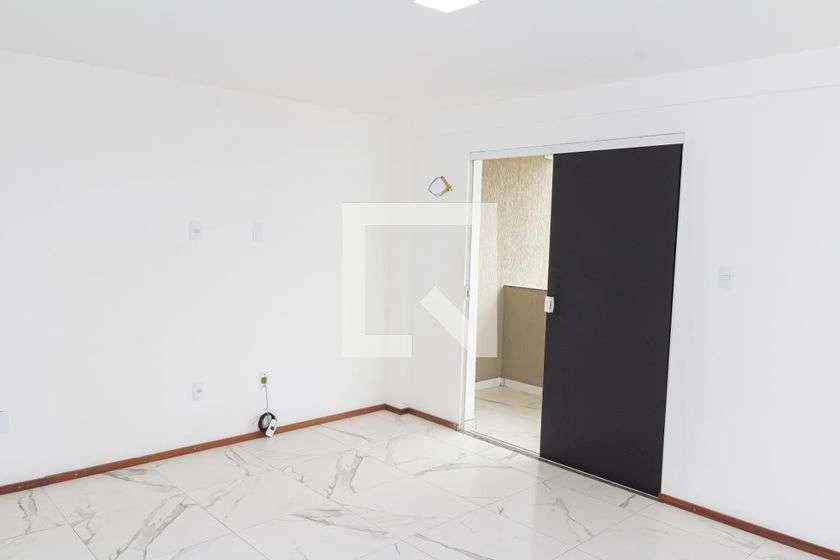 Rental apartment with 80 m², 2 bedrooms and parking — photo 9