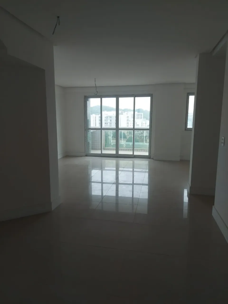 255 m² duplex-style home with 3 bedrooms and balcony grill — photo 3
