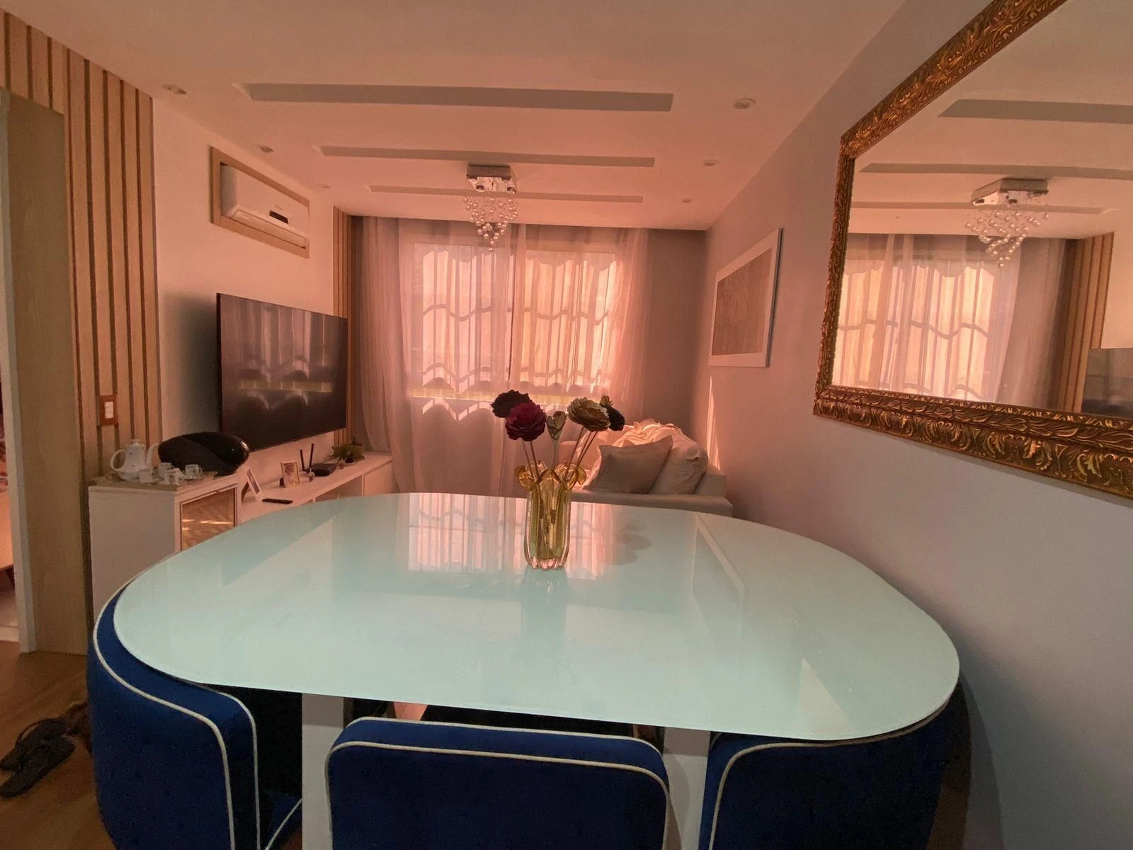 Furnished 2-bedroom apartment with separate kitchen — photo 5