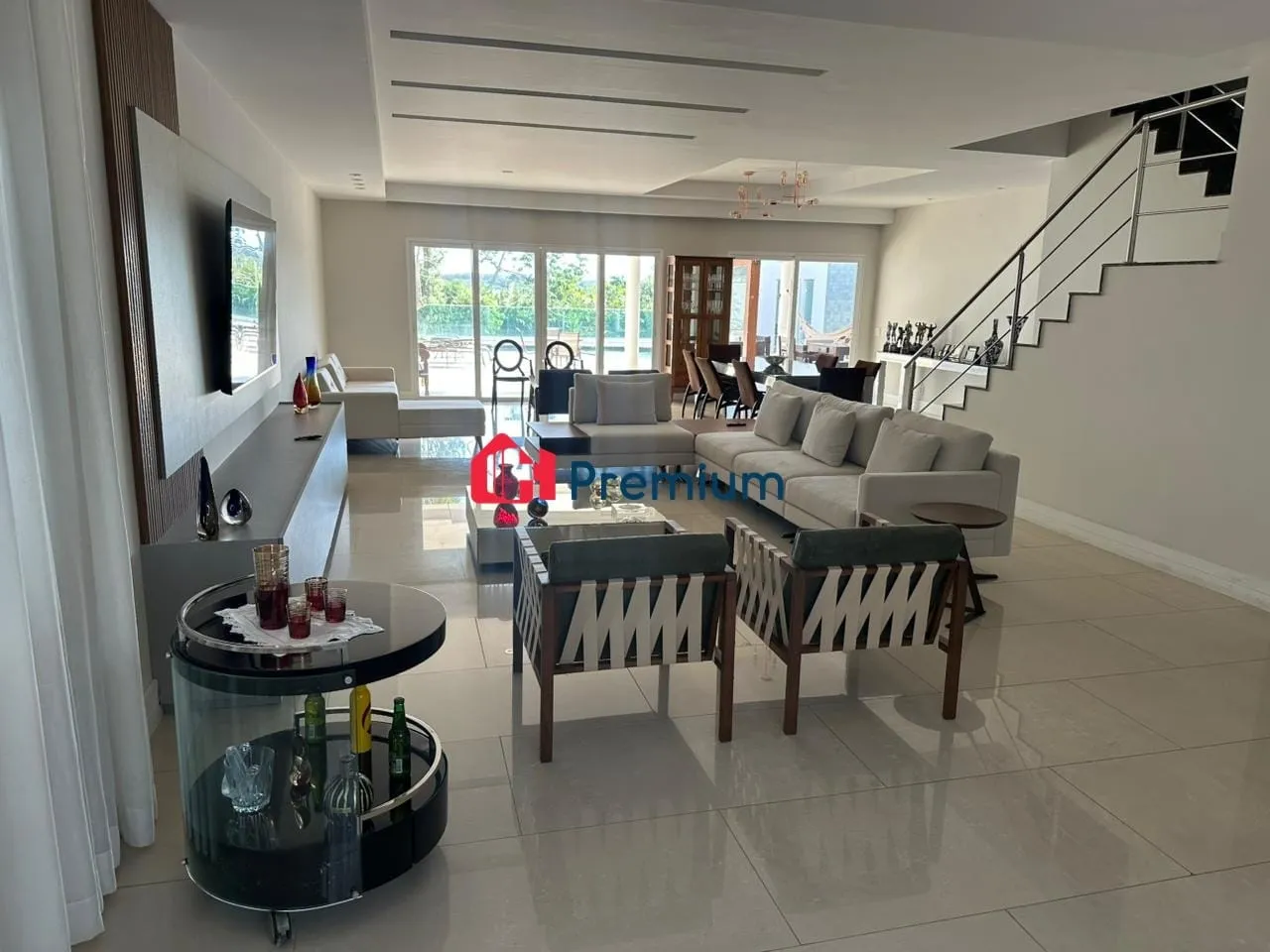 4-bedroom house with 5 bathrooms and a balcony grill — photo 10