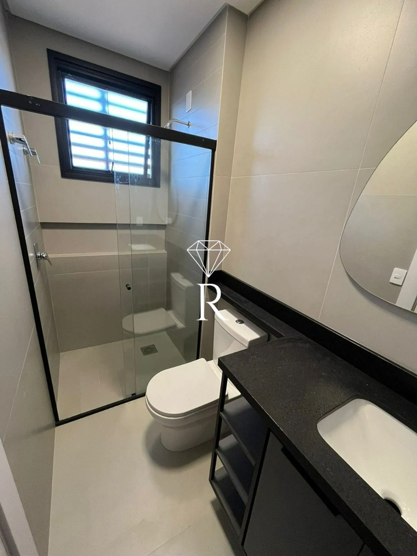 3-bedroom apartment with a grill on the balcony — photo 46