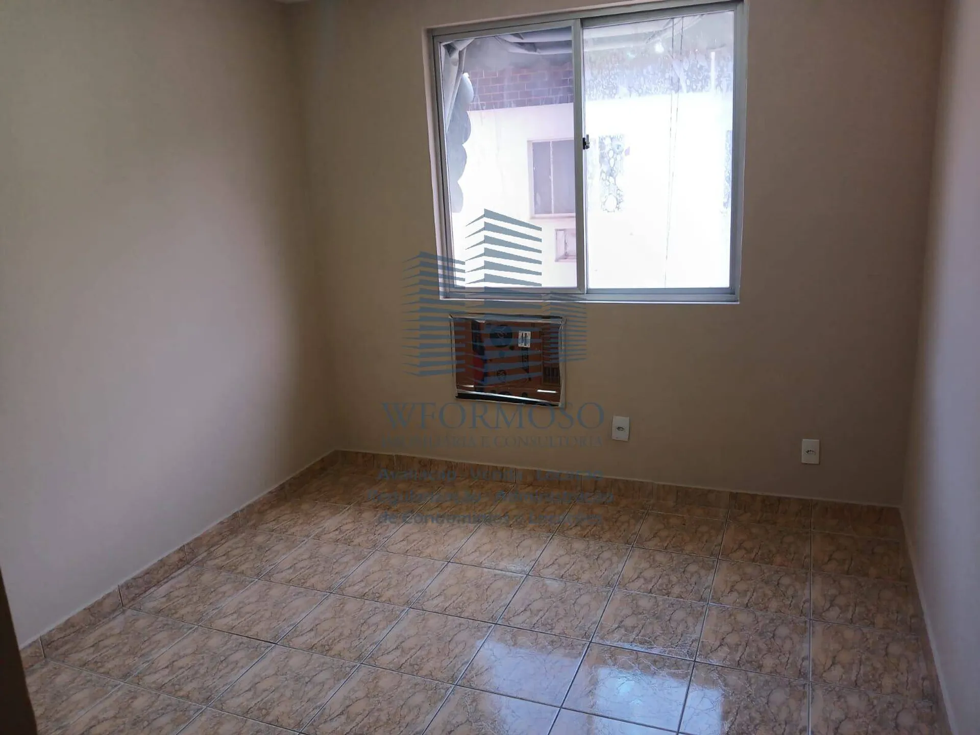 2-bedroom apartment in a building with a gym — photo 3