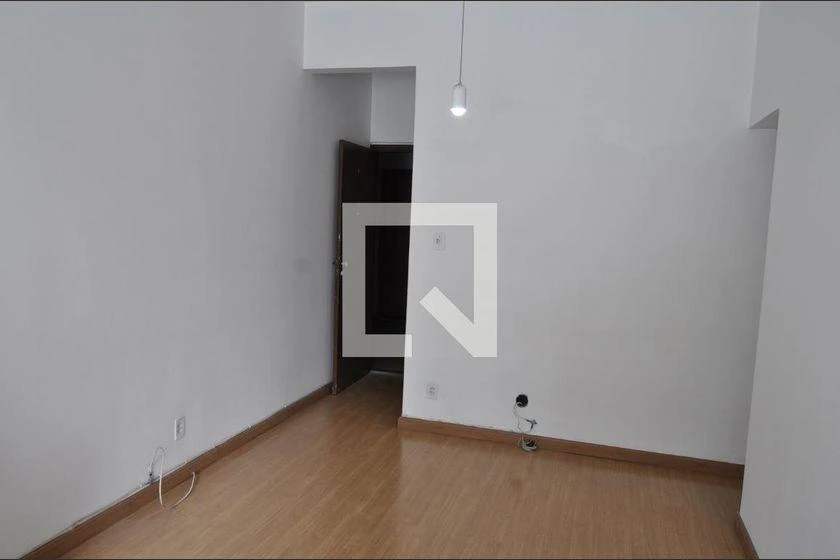 Apartamento com piso de madeira ou laminado, Méier — photo 17