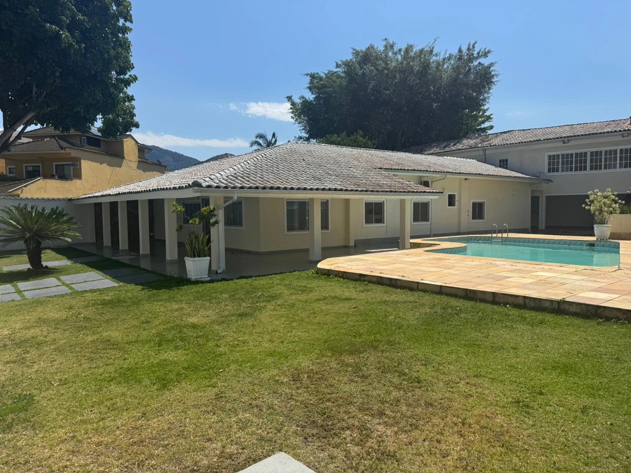 470 m² house with 3 bedrooms and 2 en suites — photo 18
