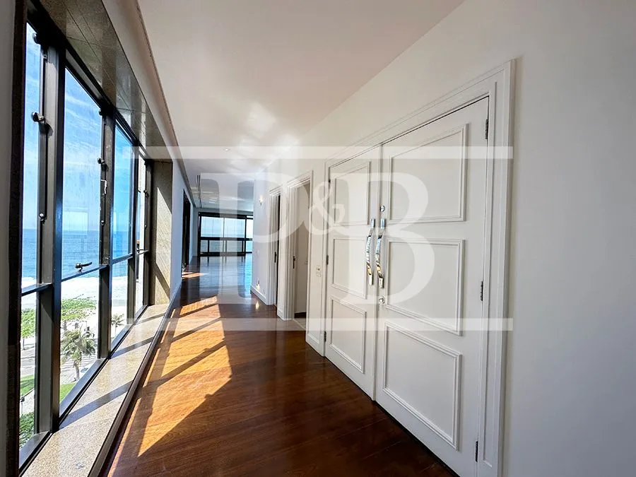 Квартира з 4 спальнями та балконом 410 м² — photo 13