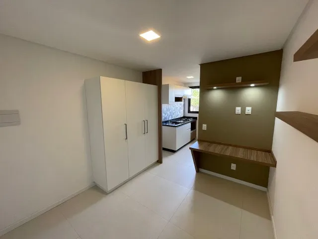 One-bedroom apartment with a home office — photo 6
