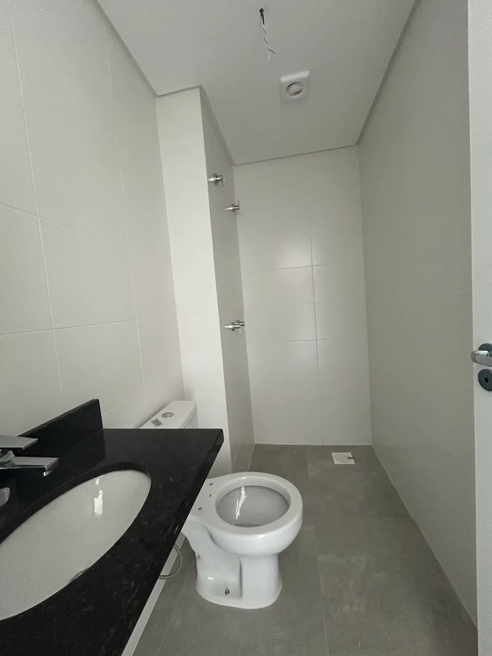 Apartamento de 1 quarto e 1 banheiro com varanda fechada — photo 5