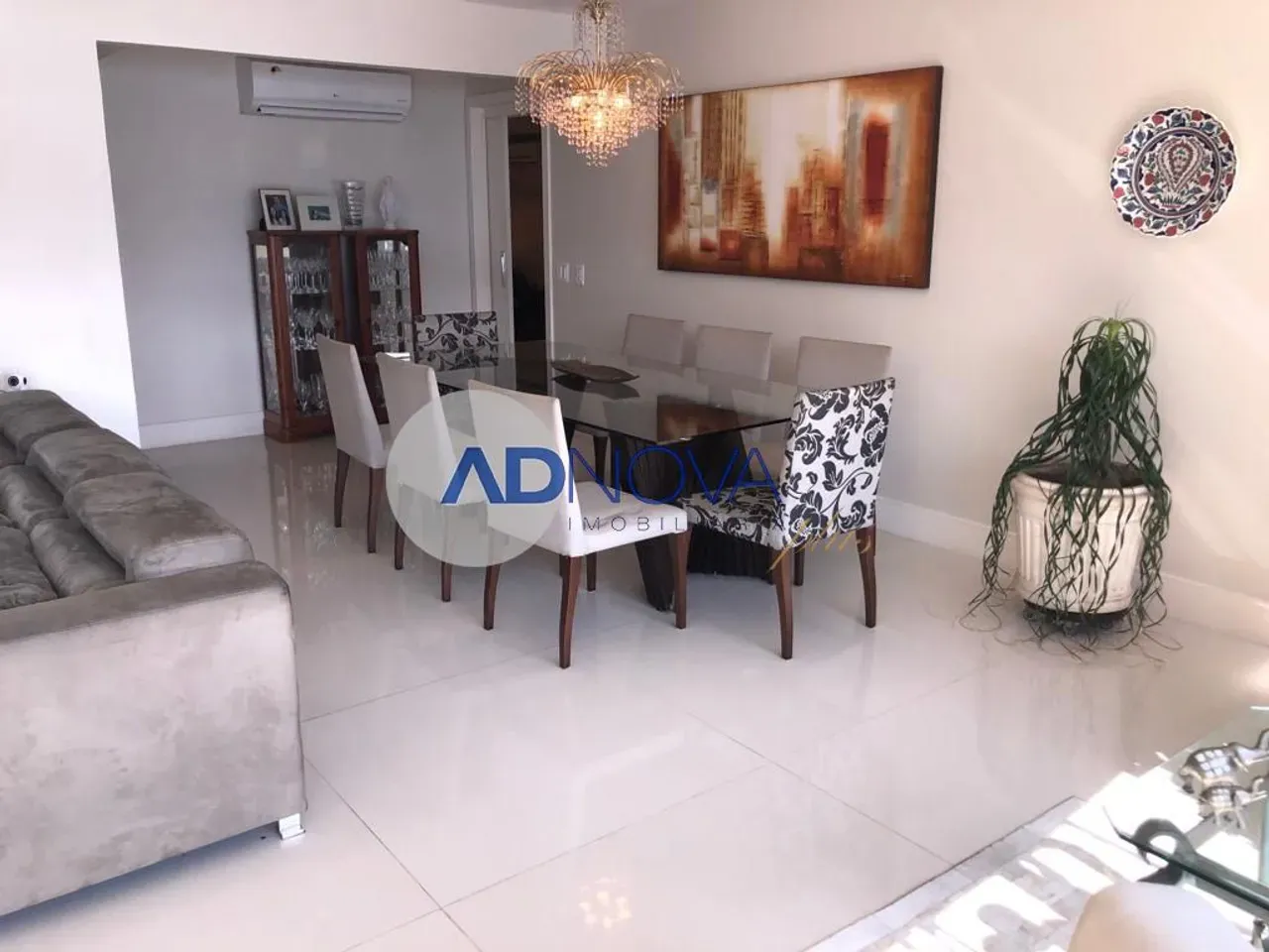 4-bedroom rental apartment with 4 bathrooms — photo 14