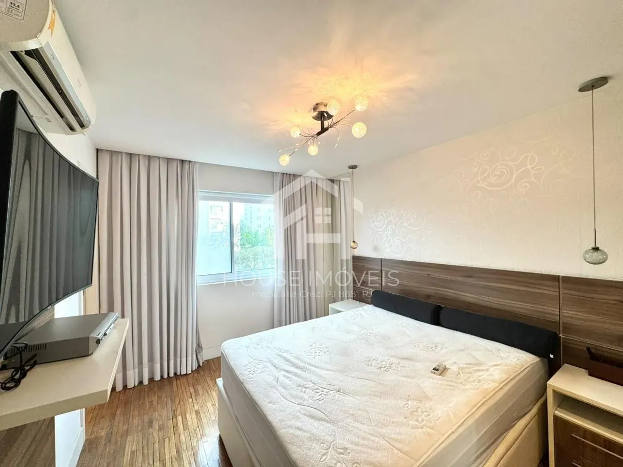 Furnished 3-bedroom apartment with 3 bathrooms — photo 24
