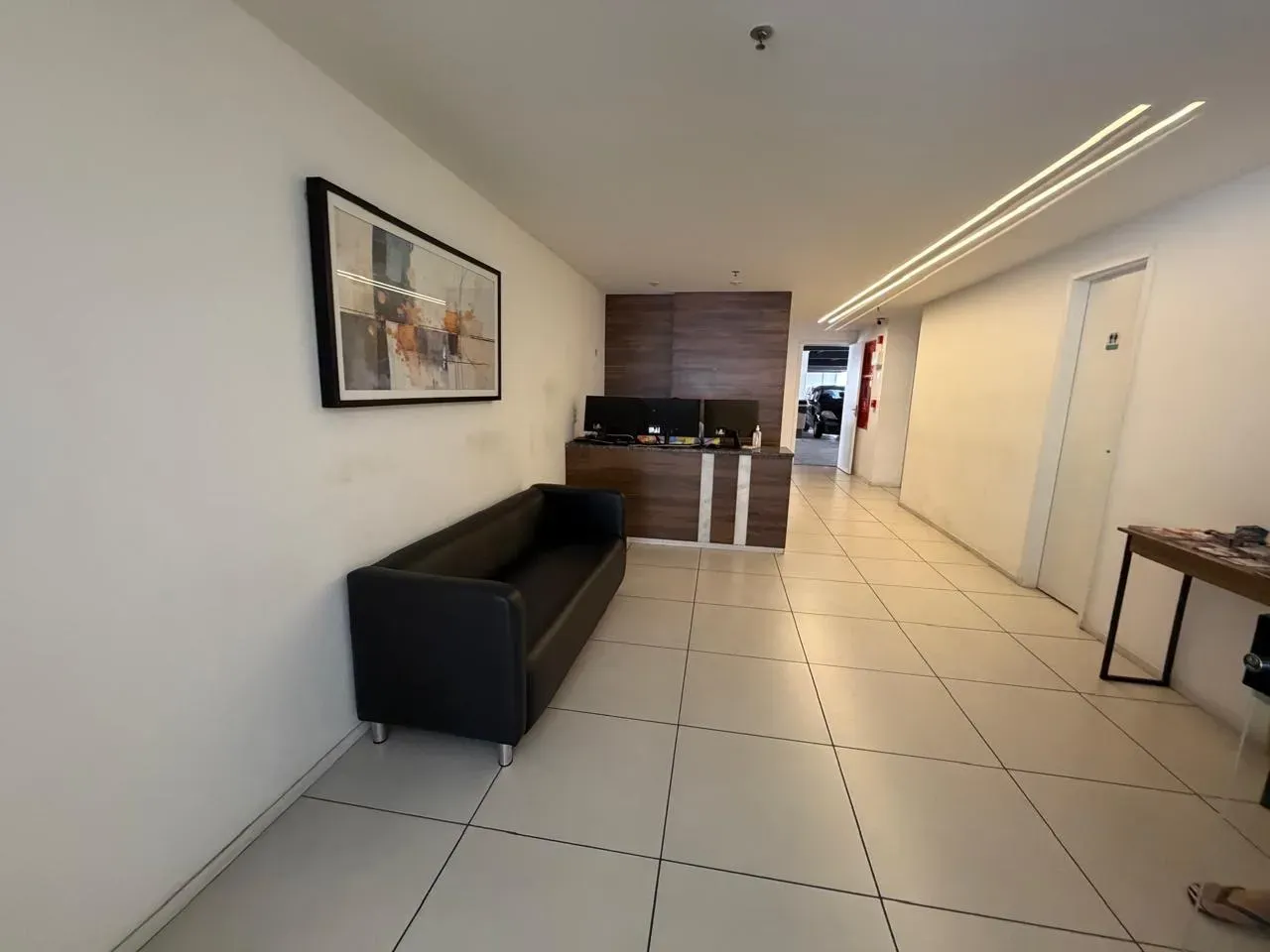 Walk-in closet in a 2-bedroom apartment, 40 m² — photo 18