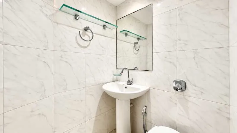Apartamento de 3 dormitorios con 2 suites y balcón — photo 18