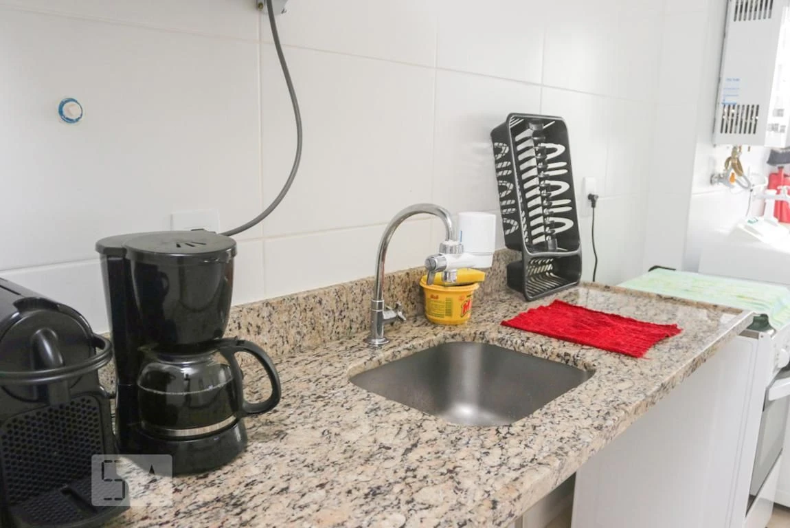 Furnished 2-bedroom apartment with 2 bathrooms and parking — photo 83
