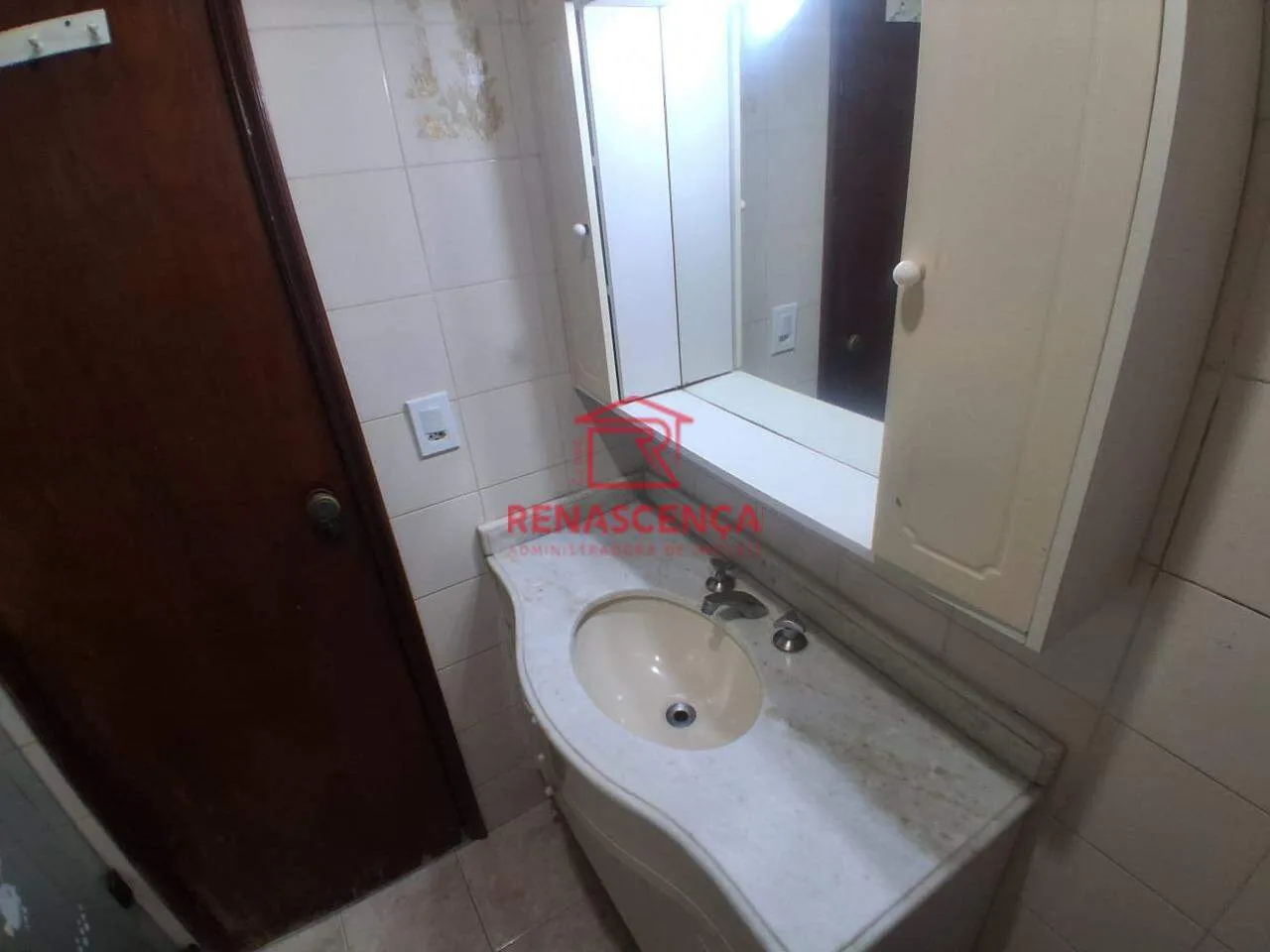 Unfurnished apartment with 2 bedrooms, 3 bathrooms, parking — photo 22