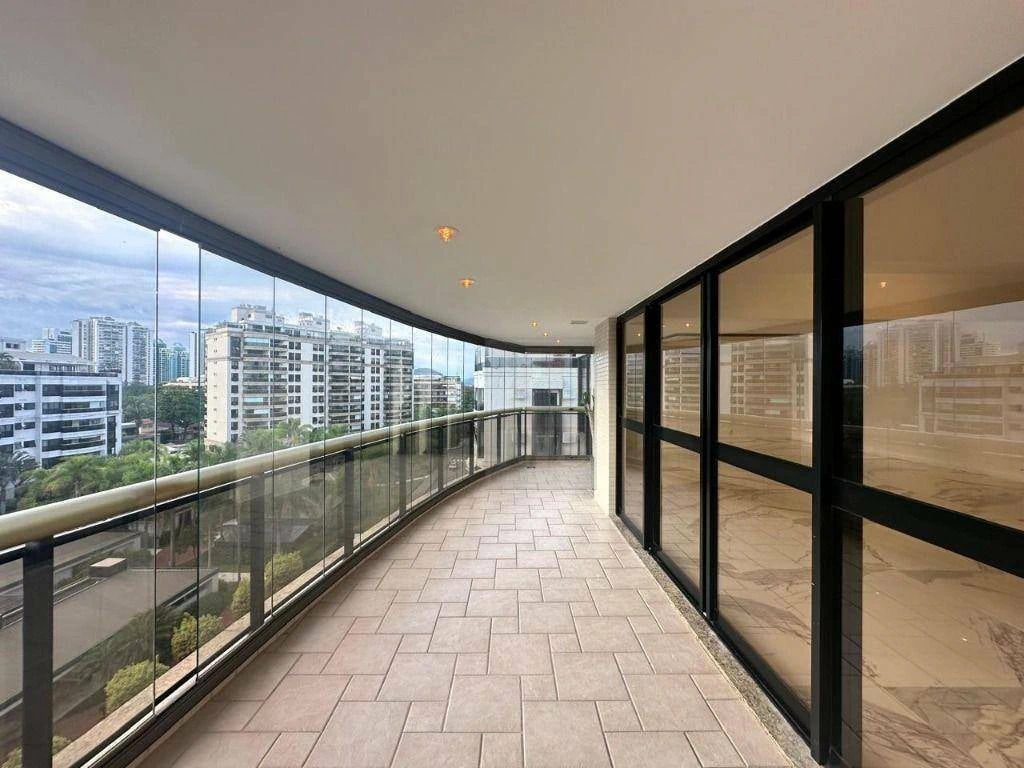 Furnished duplex penthouse with enclosed balcony — photo 12