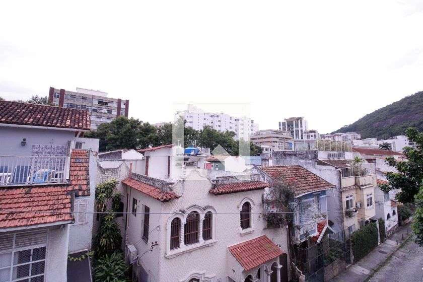 Rental apartment with 2 bedrooms and a balcony — photo 25