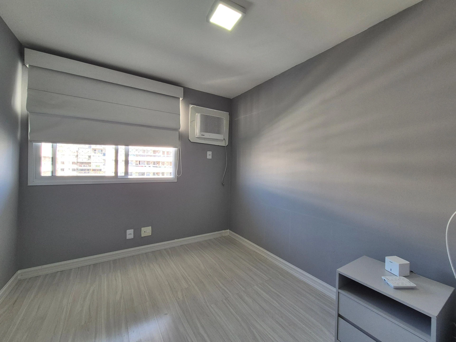 Furnished apartment with 5 bedrooms and open-plan kitchen — photo 42