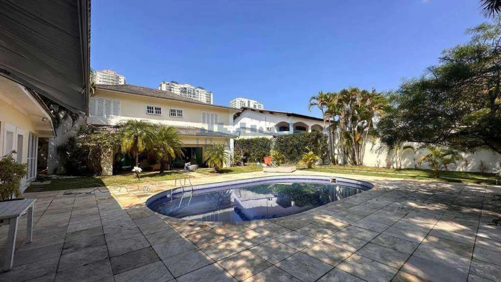 Casa 750 m² com 6 quartos e 10 vagas em condomínio — photo 11