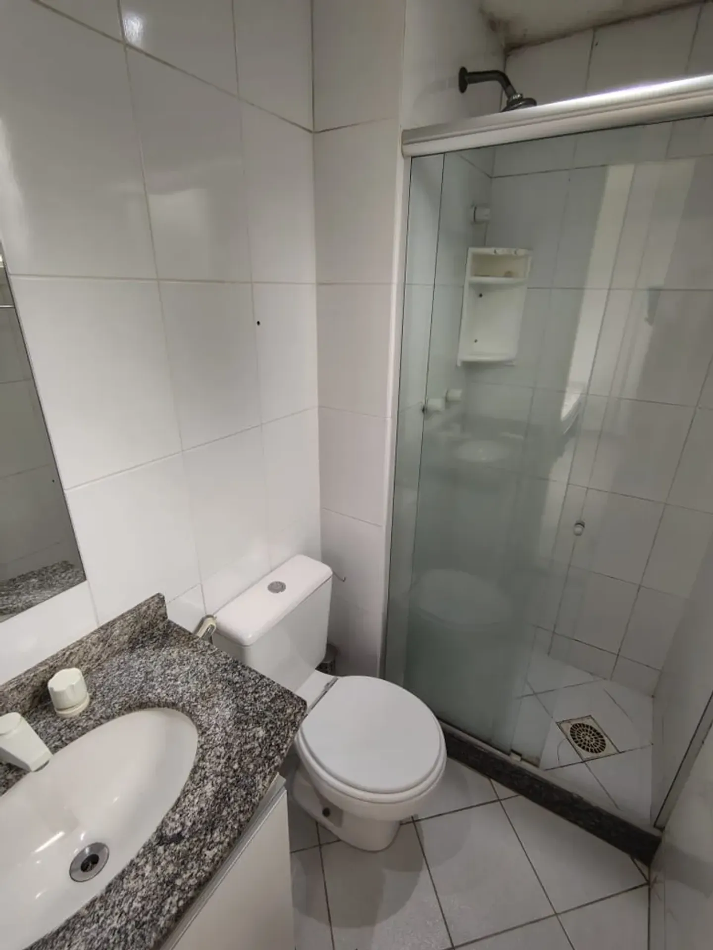 Apartamento alugado de 67 m² com 2 quartos e suíte