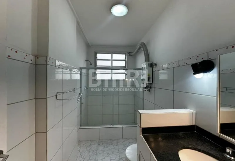 2-bedroom apartment with 1 bathroom, no parking — photo 7