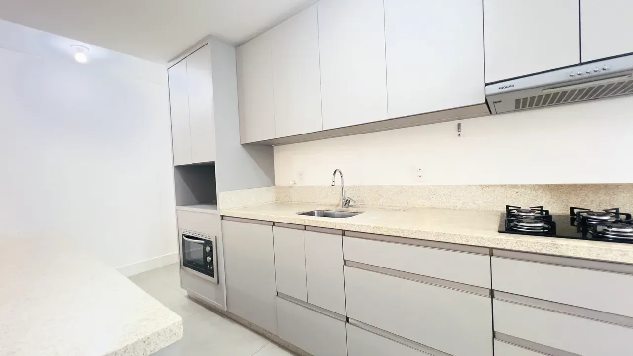 Apartment, 75 m², with floor-to-ceiling windows — photo 14