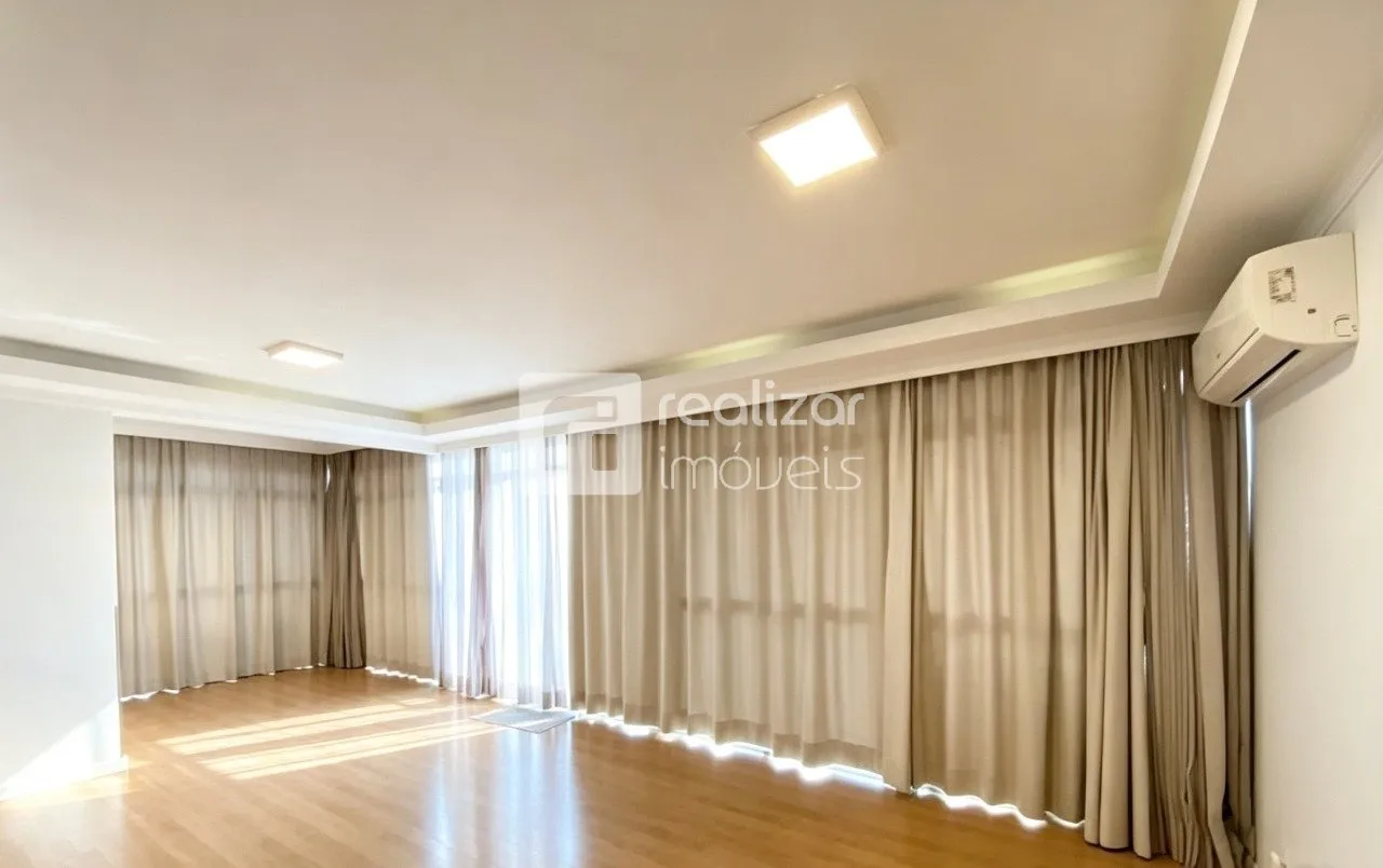 Apartment on the 11th floor with a water view — photo 11