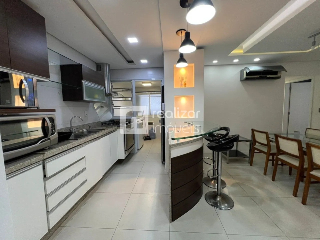 Apartamento amueblado de 3 dormitorios con balcón — photo 2