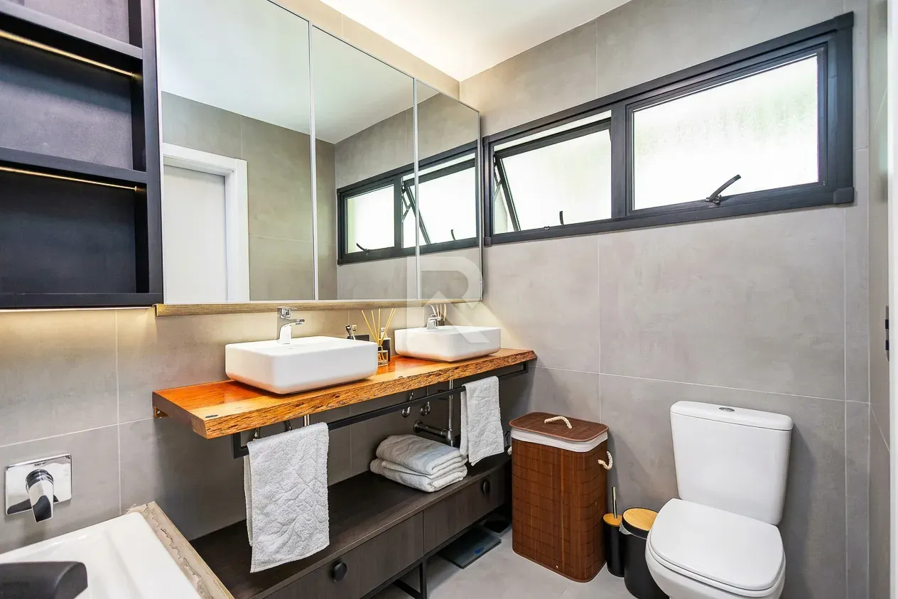 House with 3 bedrooms and private pool — photo 31