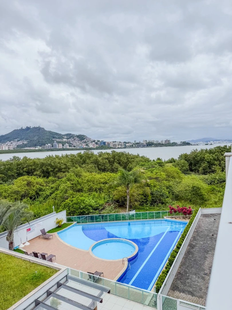 Departamento amueblado en edificio con piscina cubierta — photo 26