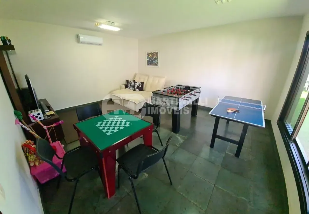 4-bedroom house with 3 suites and 5 bathrooms — photo 5