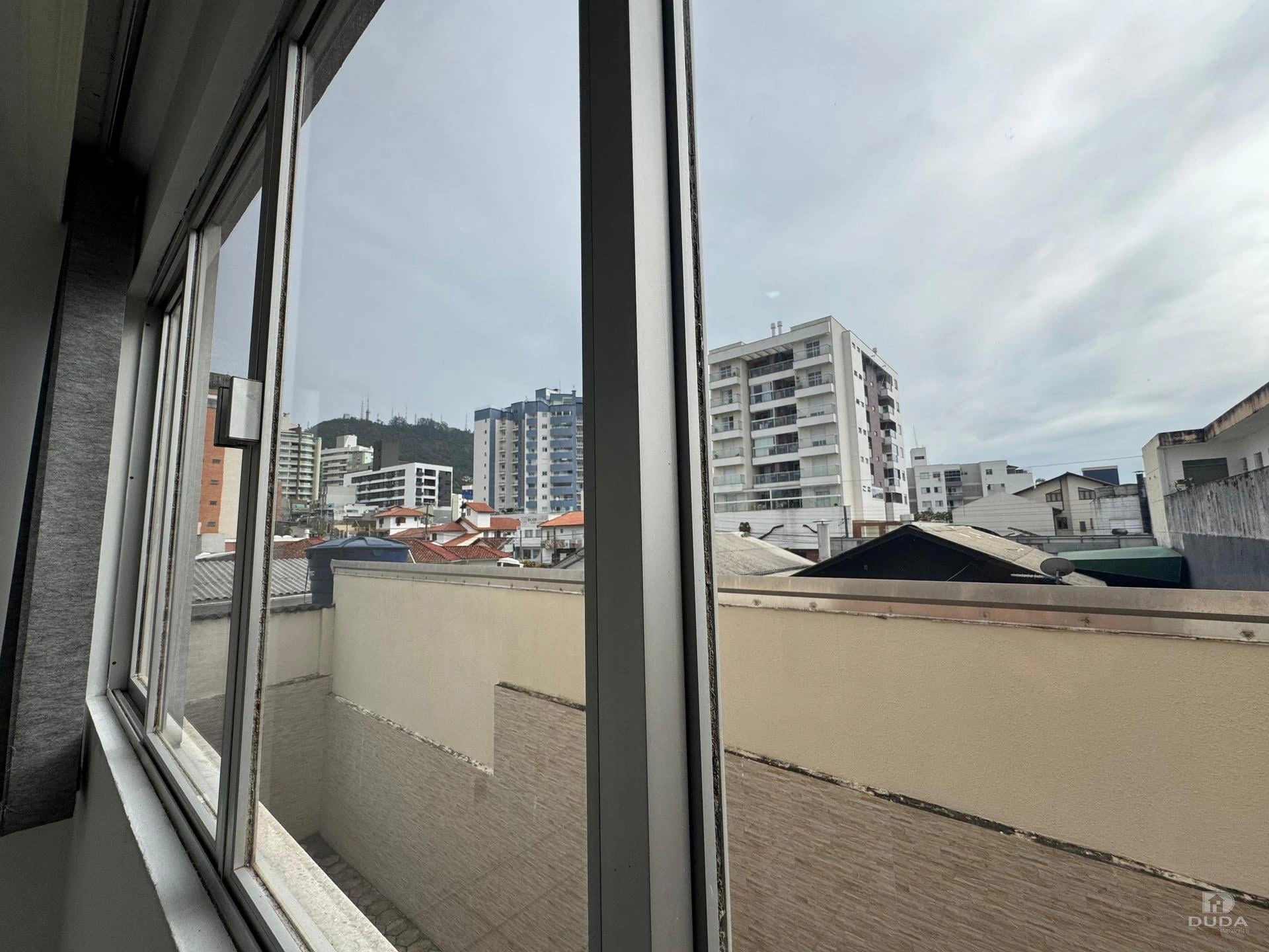 3-bedroom apartment, 1 with its own bathroom, 72 m² — photo 12