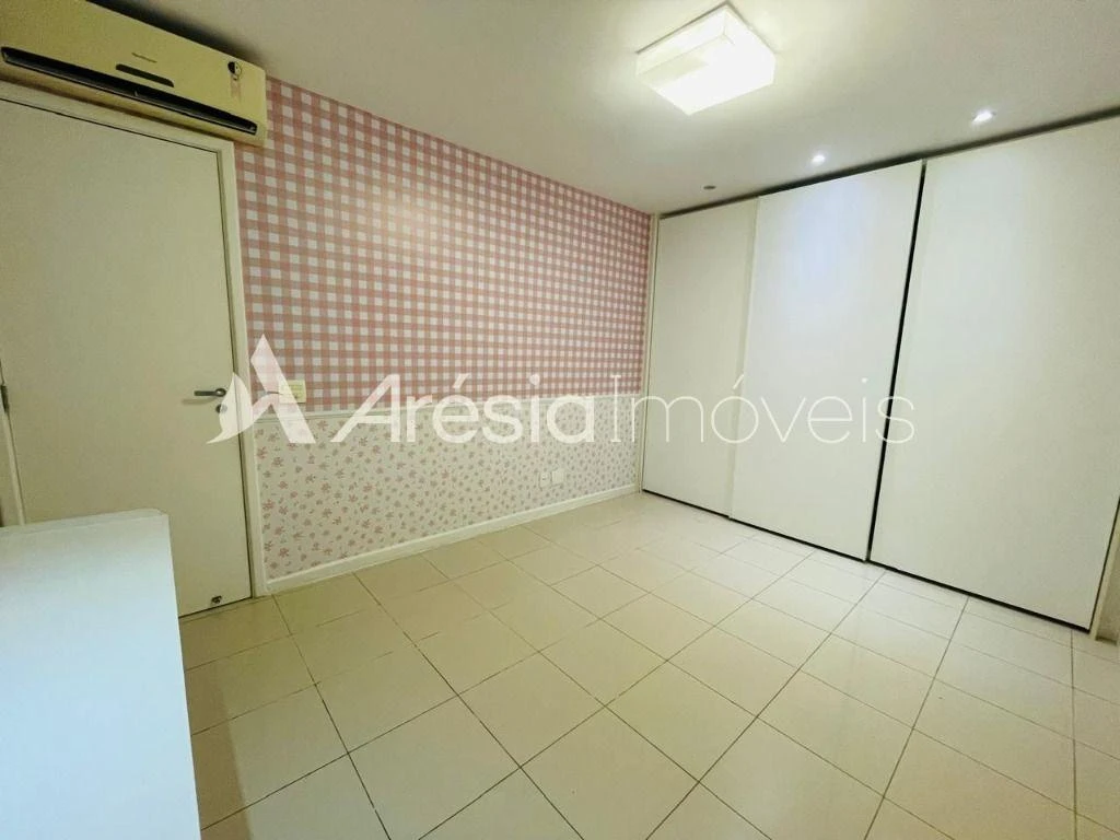 2-bedroom apartment in a building with a pool — photo 9