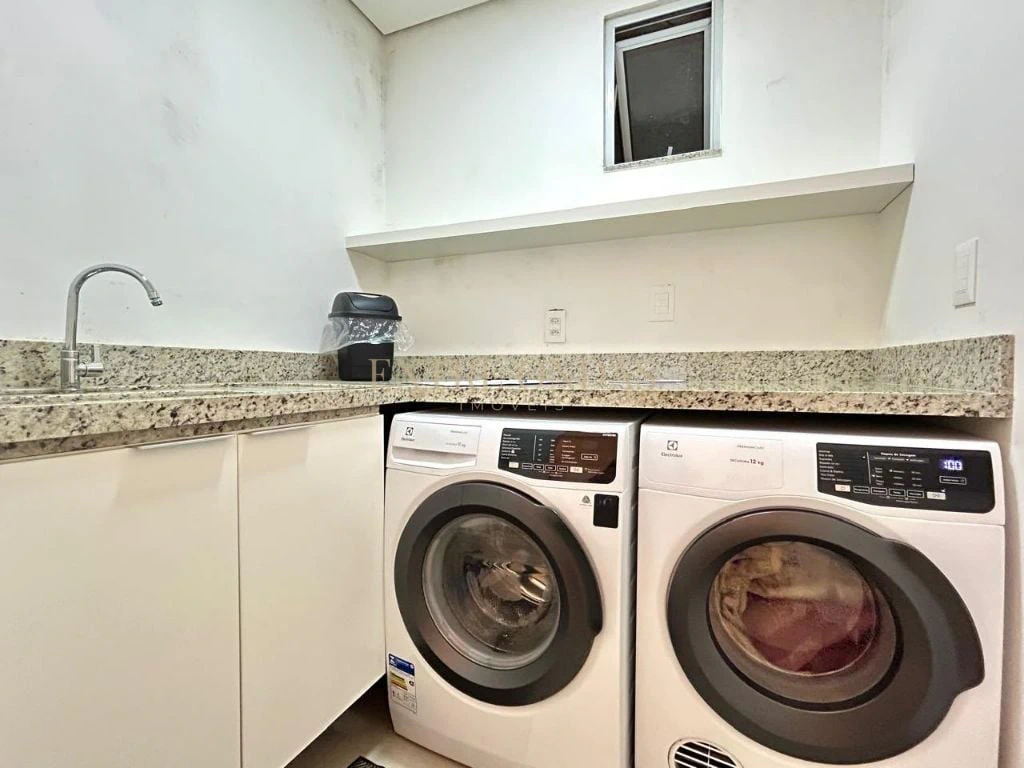 Furnished studio, 45 m², with a washing machine — photo 9
