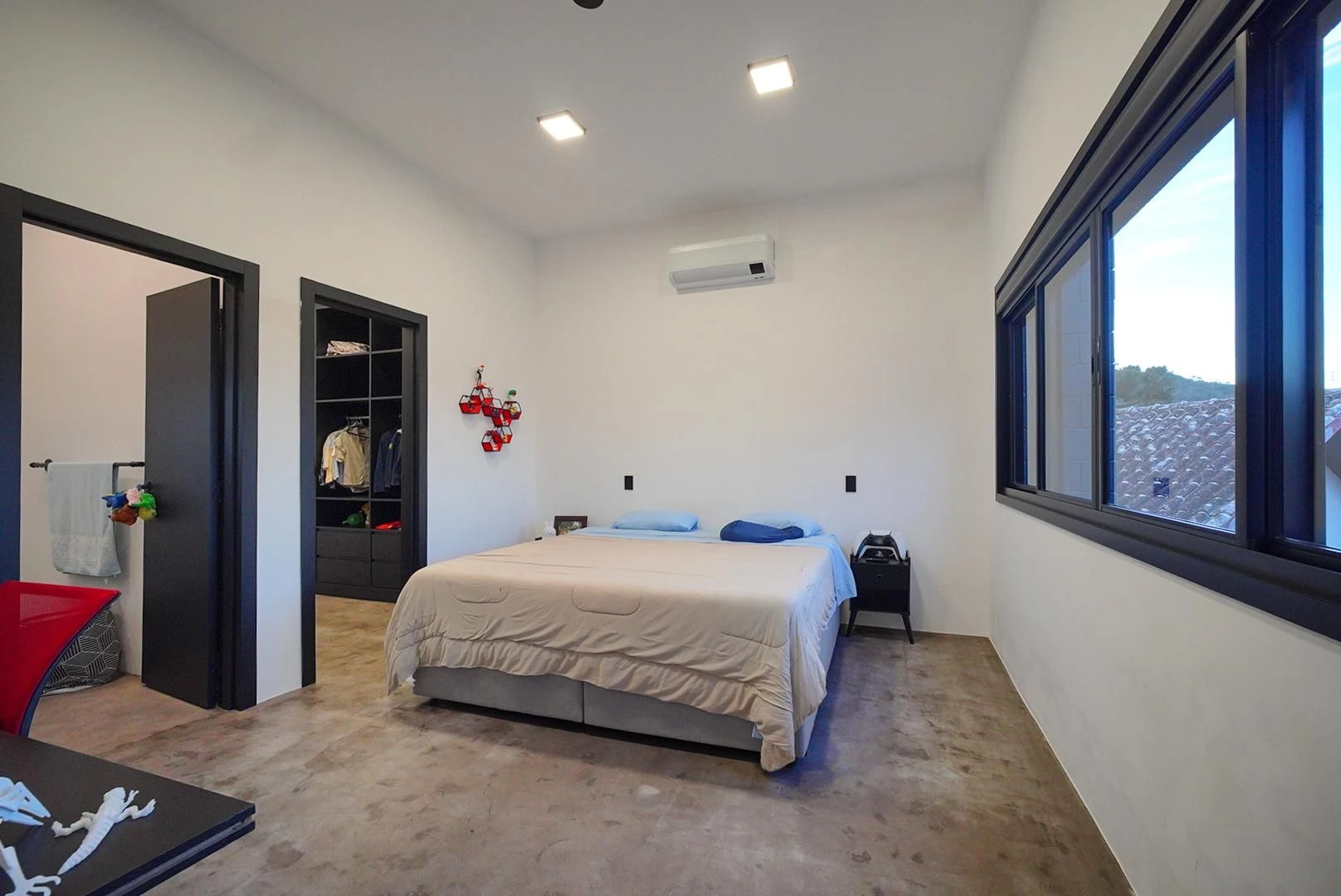 Lavavajillas y 5 dormitorios: casa de 330 m² — photo 14
