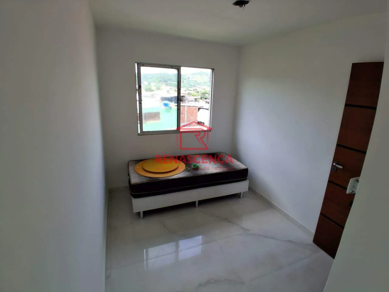 Unfurnished apartment with 2 bedrooms and 1 bathroom — photo 17