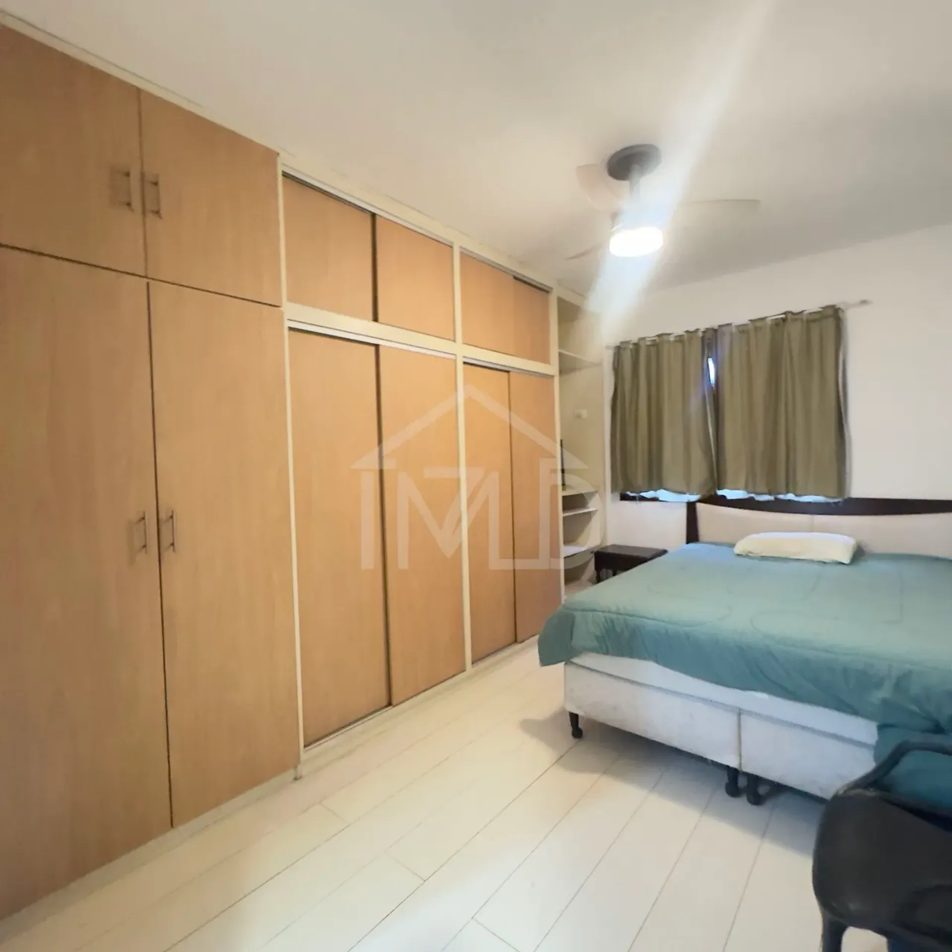 Furnished house, 250 m², with a walk-in closet — photo 5