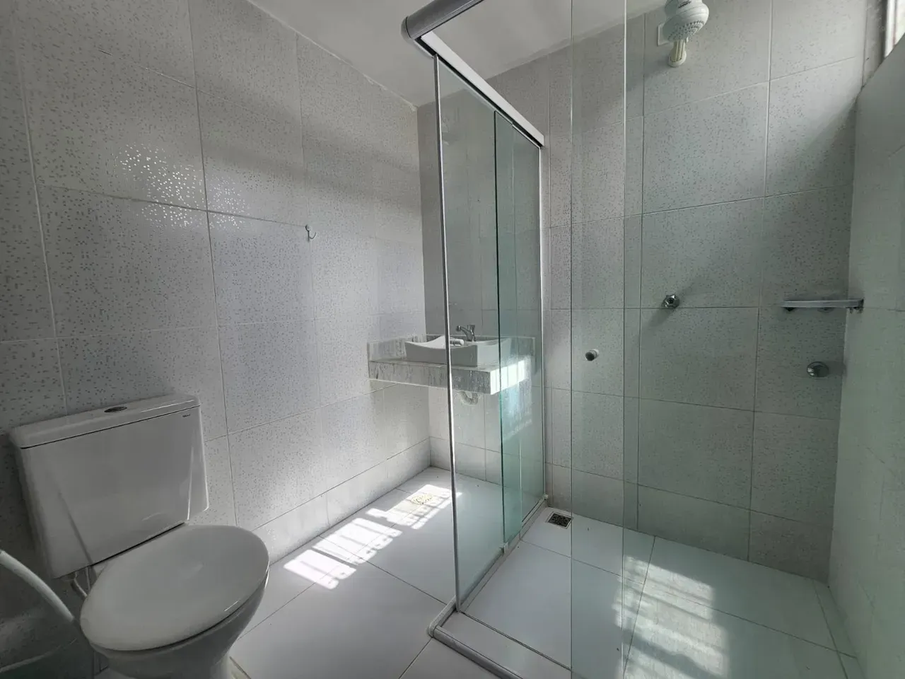 4 quartos e jardim: casa de 246 m² — photo 21