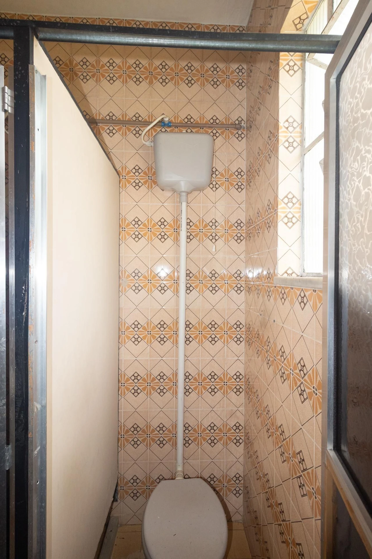 4-bedroom rental house with private garden and parking — photo 30