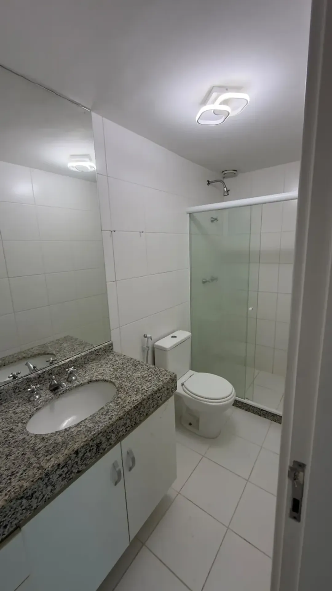 4-bedroom apartment with a jacuzzi — photo 23