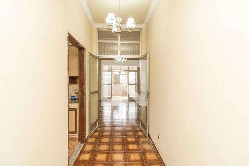 244 m² apartment with 4 bedrooms, balcony and terrace — photo 16