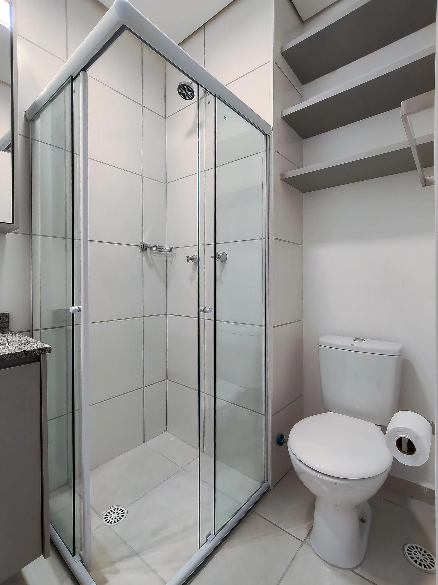 2-bedroom apartment in a building with a sauna — photo 49