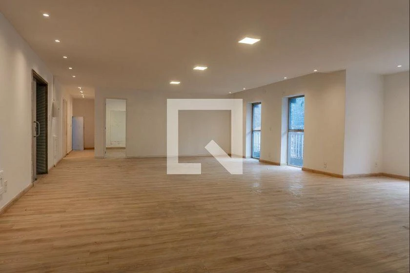 Apartamento de 2 habitaciones con 170 m² y 2 plazas — photo 8