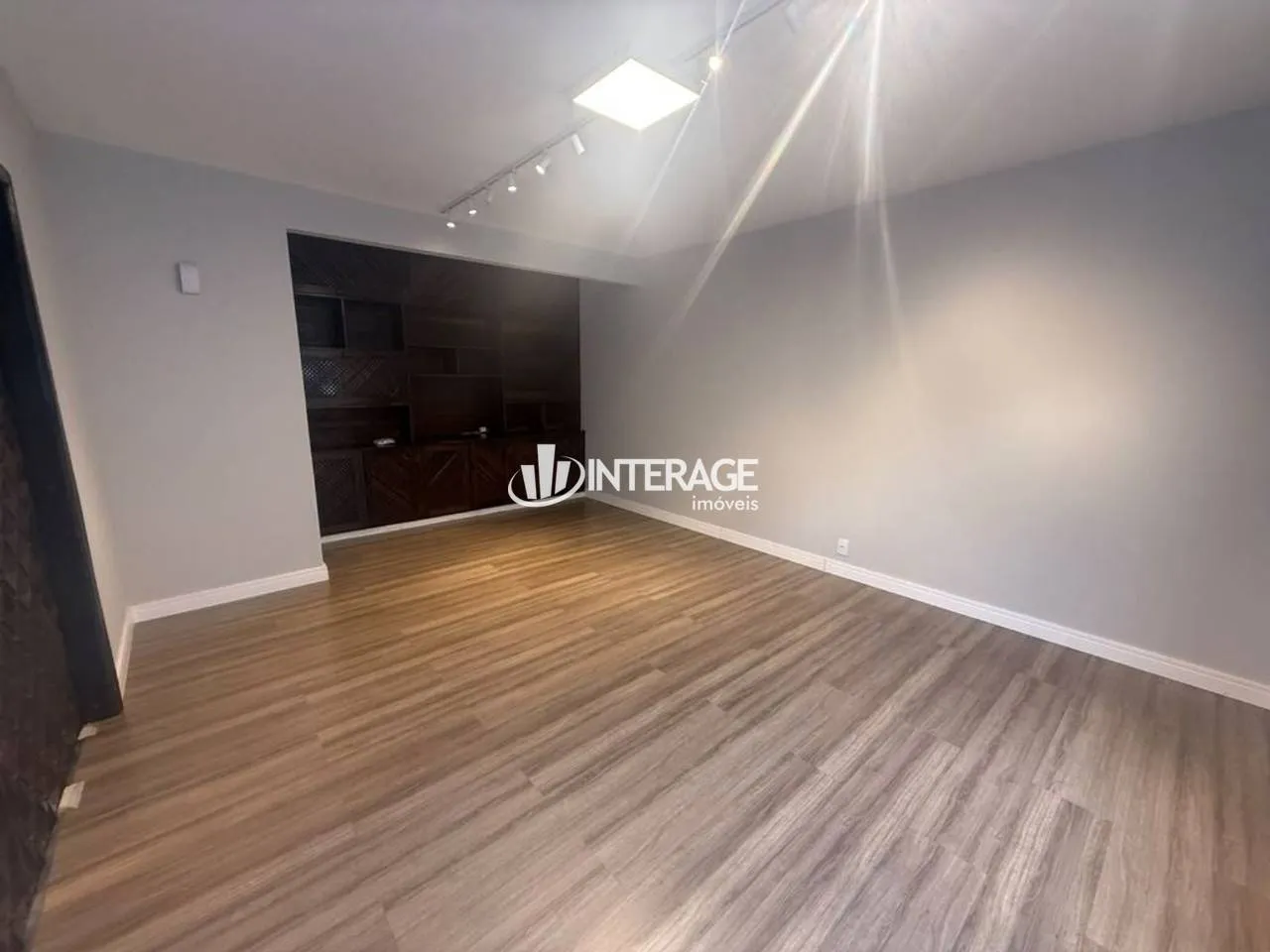 3-bedroom apartment with a home office in Curitiba — photo 3