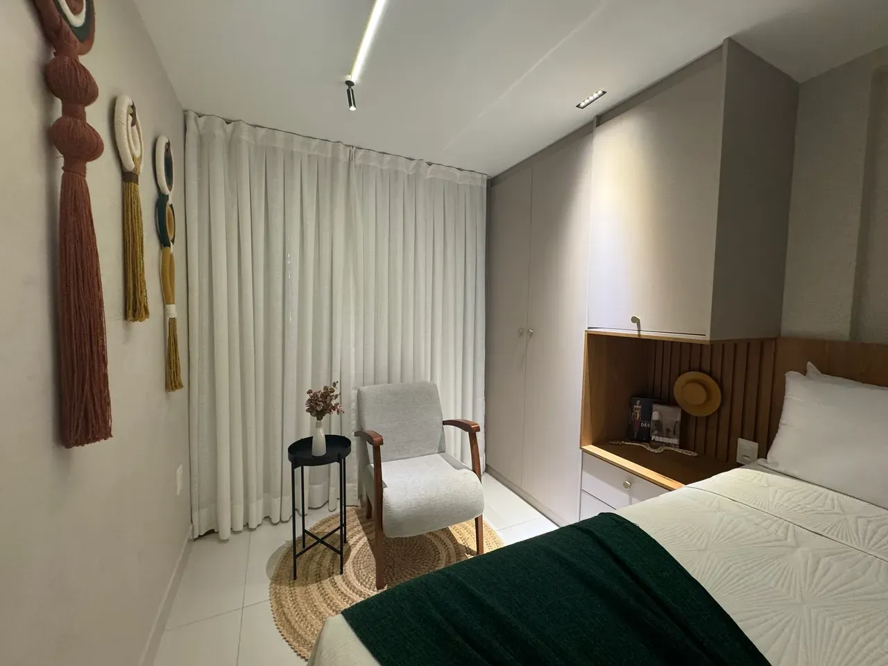 Робоче місце та 2 спальні: квартира 65 м² — photo 9